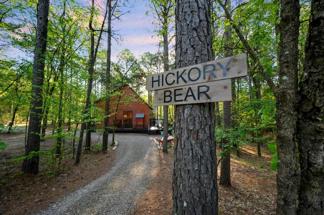 Hickory Bear - Cabin Surrounded By Pines, Sleeps 10, Hot Tub, Fire Pit, Arcade, Foosball Table & Deck Slide Broken Bow Buitenkant foto